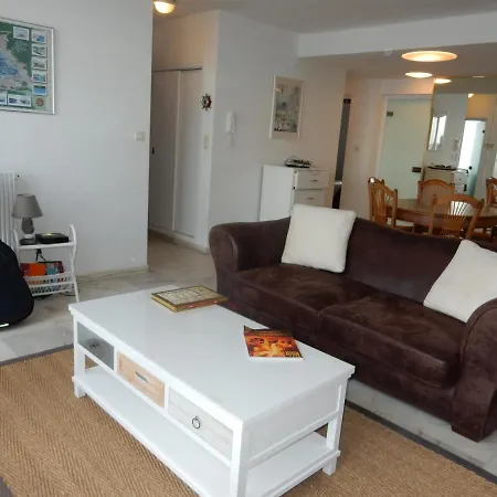 T3 Au Centre D'arcachon Avec Vue Mer, Terrasse Et Parking Securise - Fr-1-374-74 *